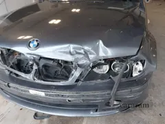 2003 BMW 3 Series 330xi