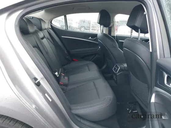 2025 Genesis G70
