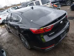 2017 Kia Cadenza Premium