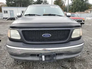 2002 Ford F-150 XLT