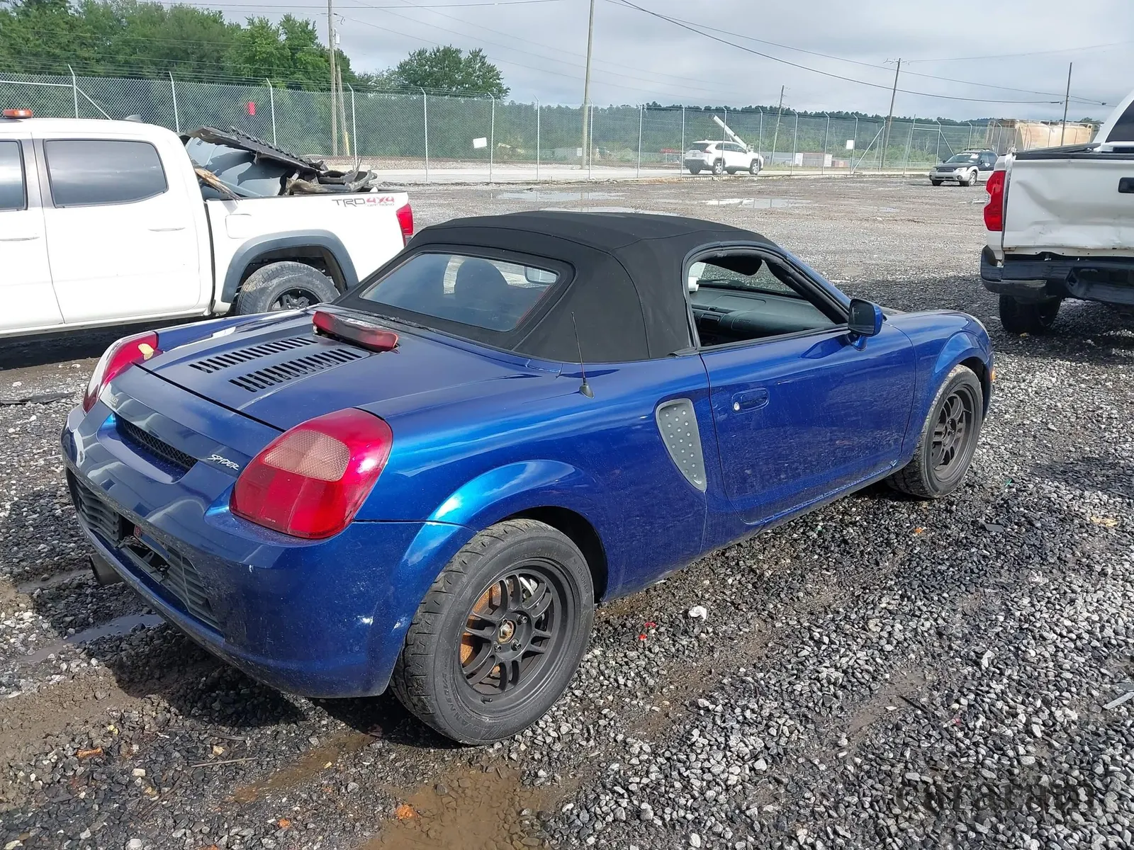 2000 Toyota MR2