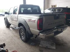 2003 Nissan Frontier XE