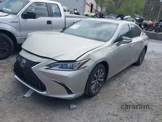 2022 Lexus ES 300h