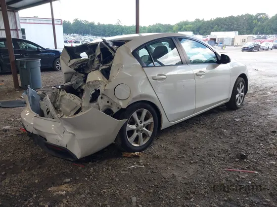 2011 Mazda 3 i Touring
