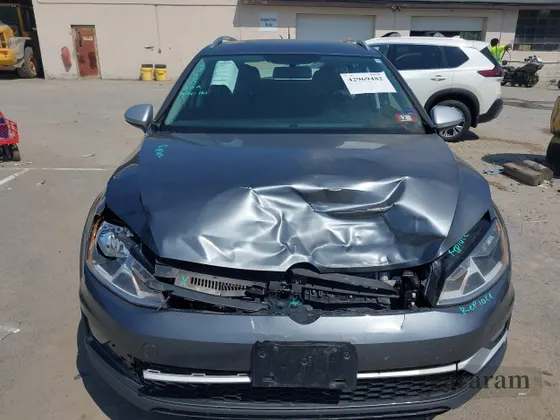 2017 Volkswagen Golf S