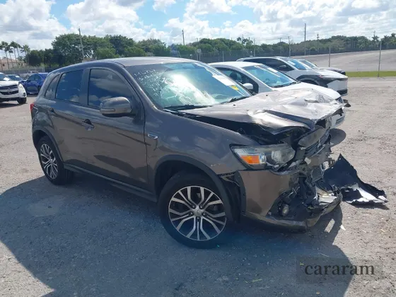2017 Mitsubishi Outlander ES