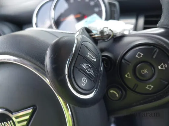2021 MINI Hardtop 4 Door Oxford Edition