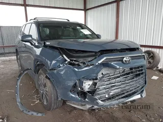 2026 Toyota Highlander Hybrid MAX Platinum