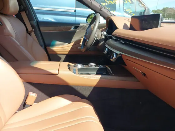 2023 Genesis G80