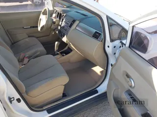 2011 Nissan Versa S