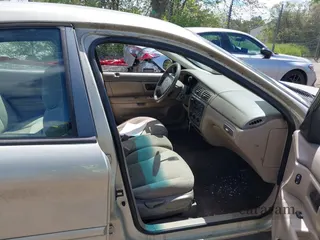 2006 Ford Taurus SE