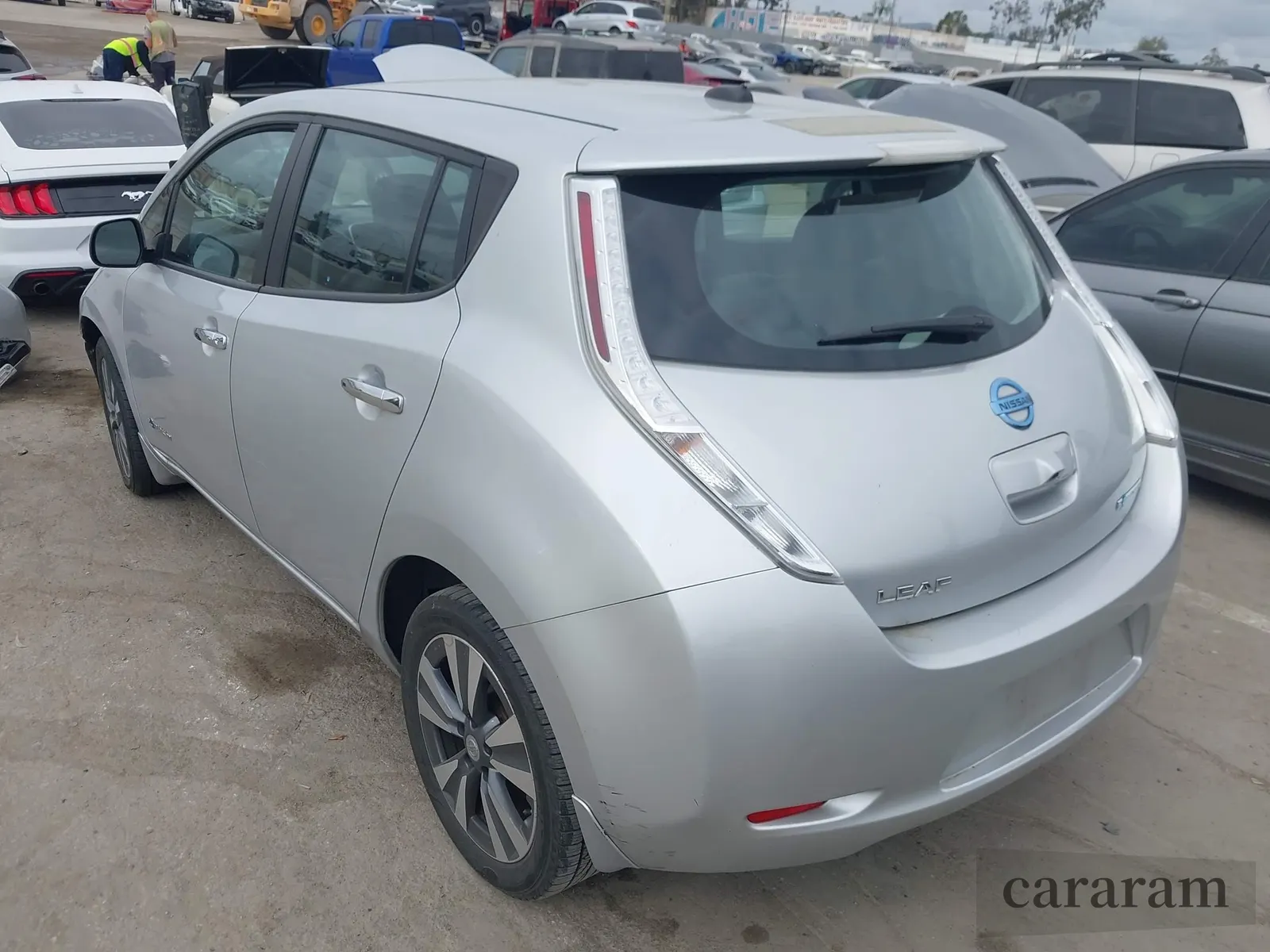 2015 Nissan LEAF SL