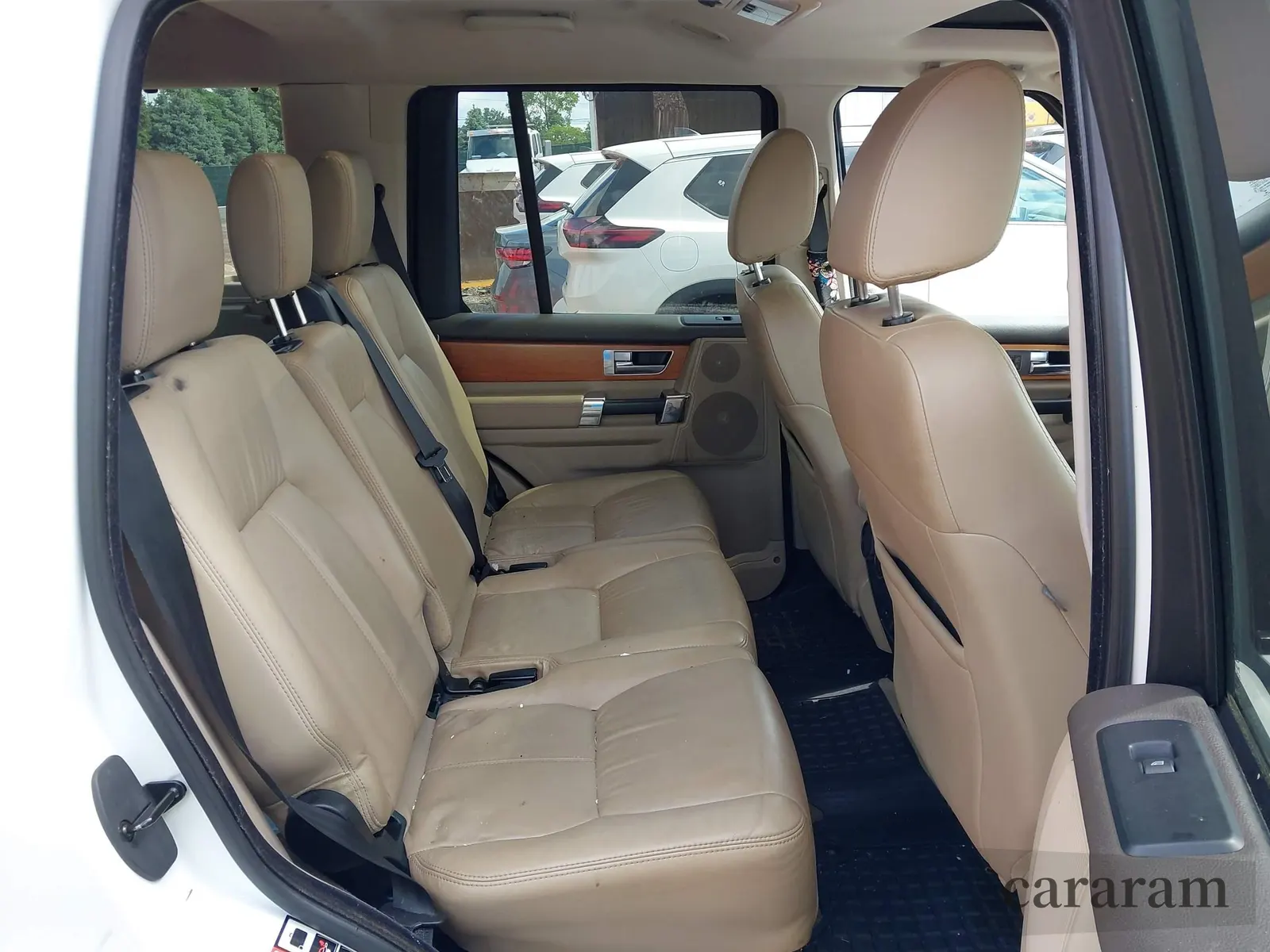 2012 Land Rover LR4 Lux