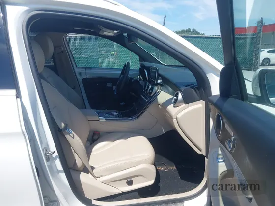 2018 Mercedes-Benz GLC 300