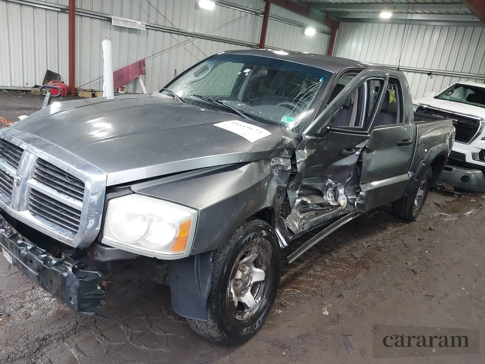 2005 Dodge Dakota ST