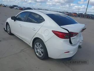 2016 Mazda 3 i Sport