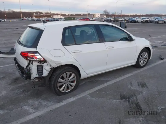 2021 Volkswagen Golf TSI