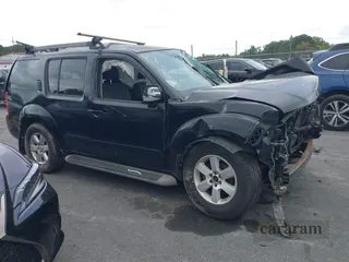 2012 Nissan Pathfinder SV