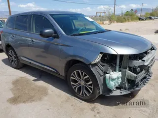 2018 Mitsubishi Outlander ES