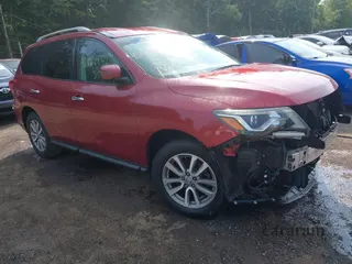 2017 Nissan Pathfinder SV