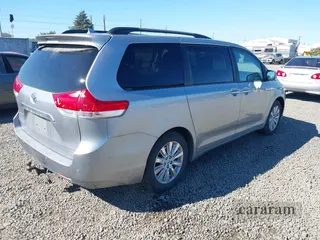 2011 Toyota Sienna XLE