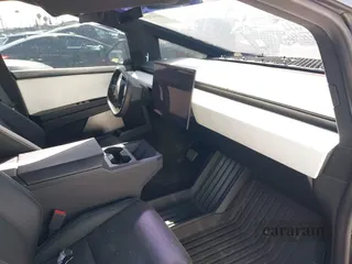 2024 Tesla Cybertruck