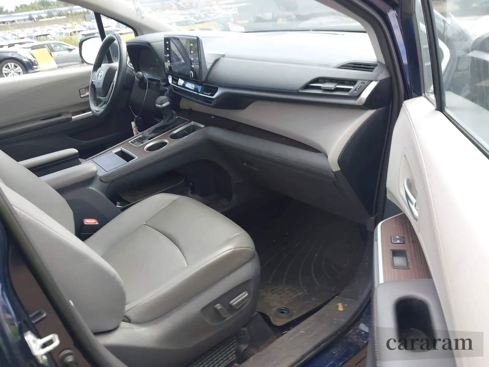 2021 Toyota Sienna XLE