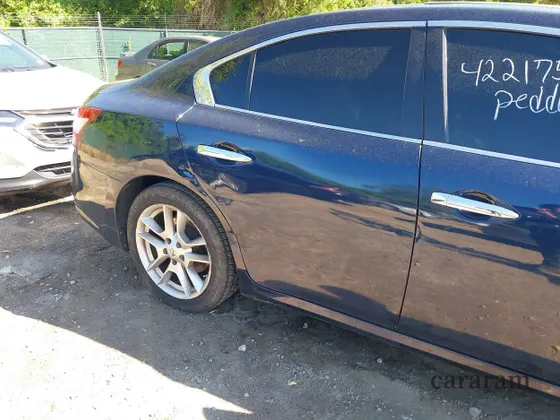 2010 Nissan Maxima SV