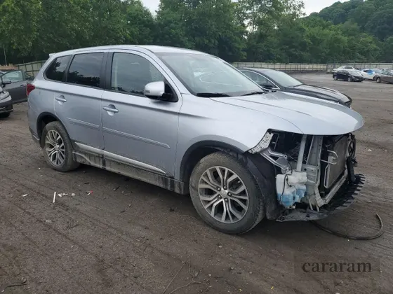 2017 Mitsubishi Outlander SE
