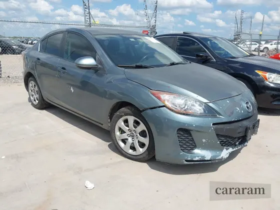 2013 Mazda 3 i SV