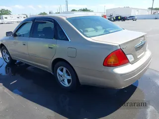 2000 Toyota Avalon XL