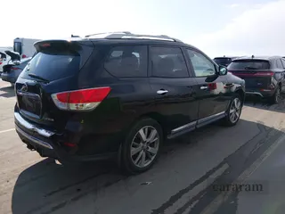 2013 Nissan Pathfinder SV