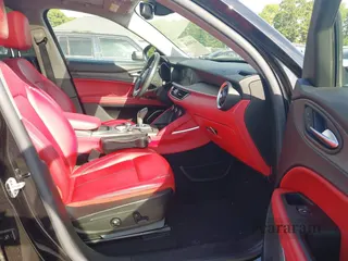 2020 Alfa Romeo Stelvio Ti Sport