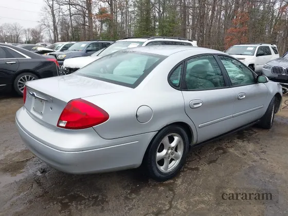 2003 Ford Taurus SE Standard