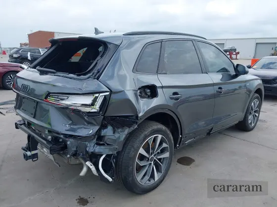 2024 Audi Q5 S line Premium