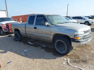 2000 Chevrolet Silverado 1500 LS