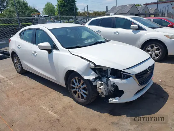 2016 Mazda 3 i Sport
