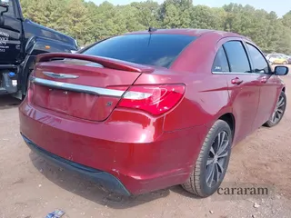 2014 Chrysler 200 Touring