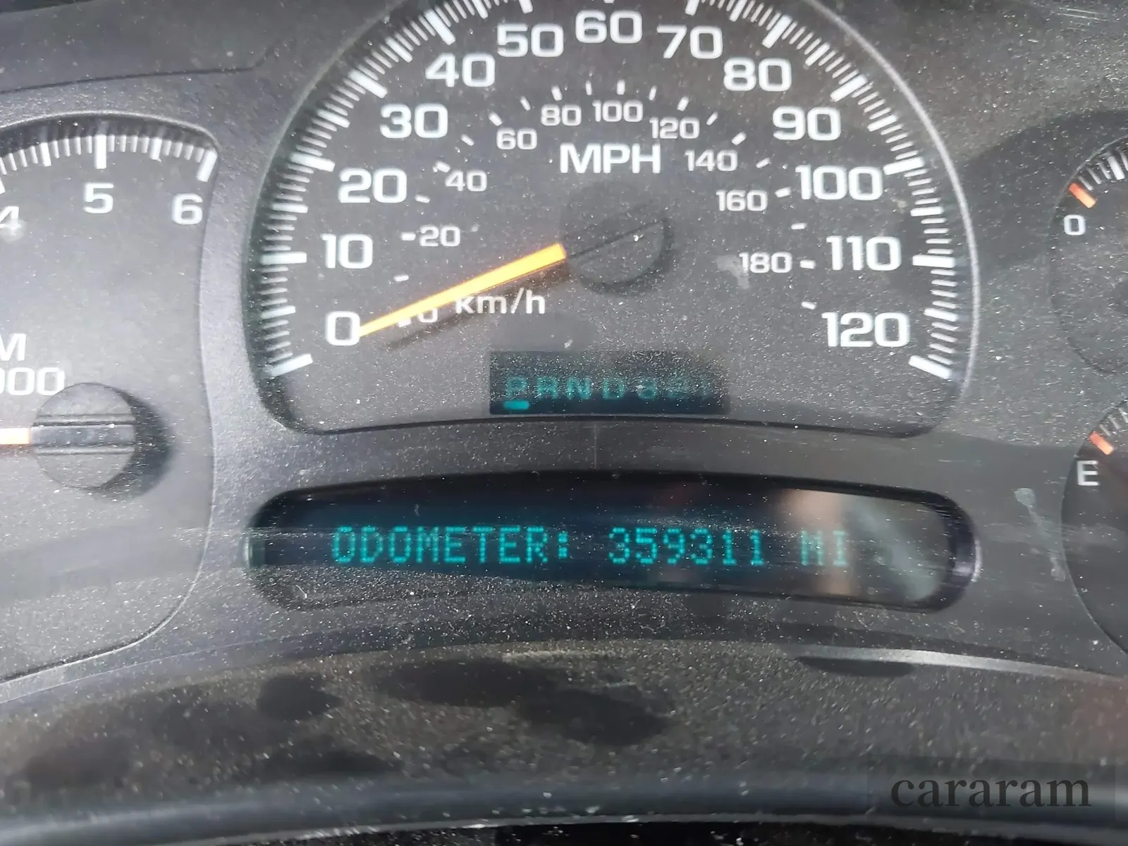 2004 Chevrolet Suburban LT