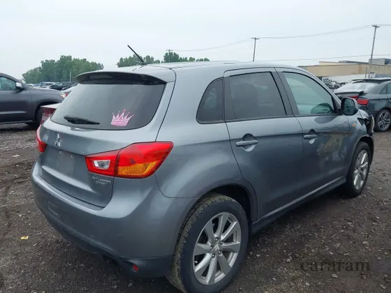 2015 Mitsubishi Outlander ES