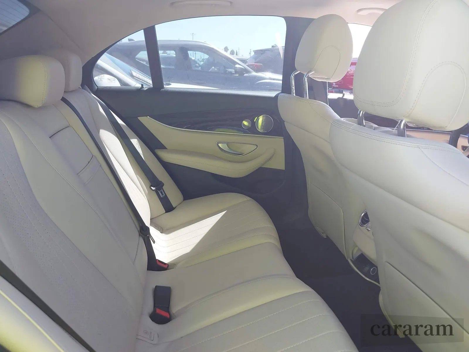 2017 Mercedes-Benz E 300 Luxury