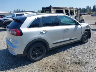 2017 Kia Niro LX