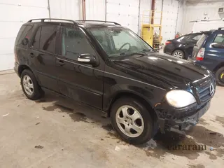 2003 Mercedes-Benz M 320