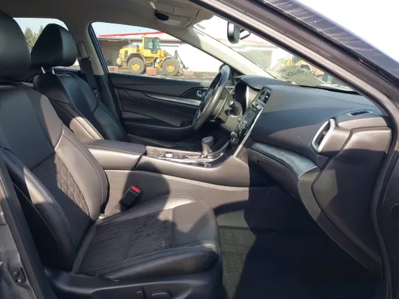 2018 Nissan Maxima SV