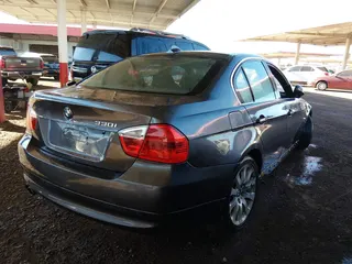 2006 BMW 3 Series 330i