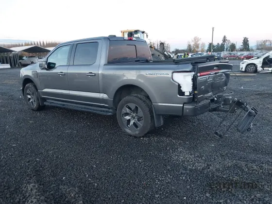 2023 Ford F-150 Lightning Pro