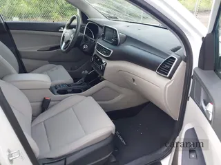 2021 Hyundai Tucson SE