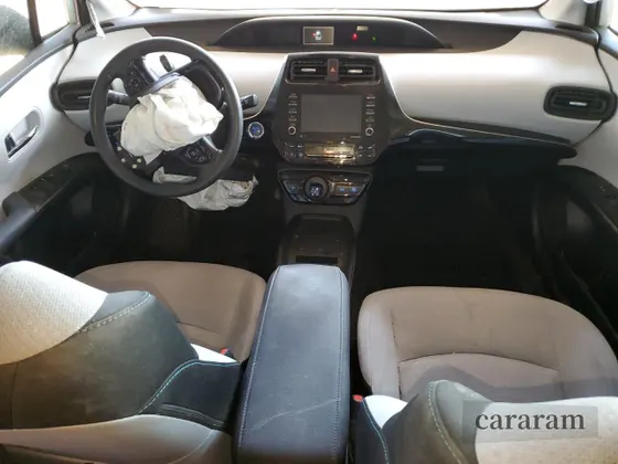 2022 Toyota Prius L Eco