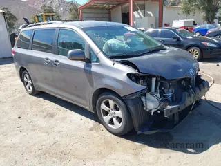 2012 Toyota Sienna LE