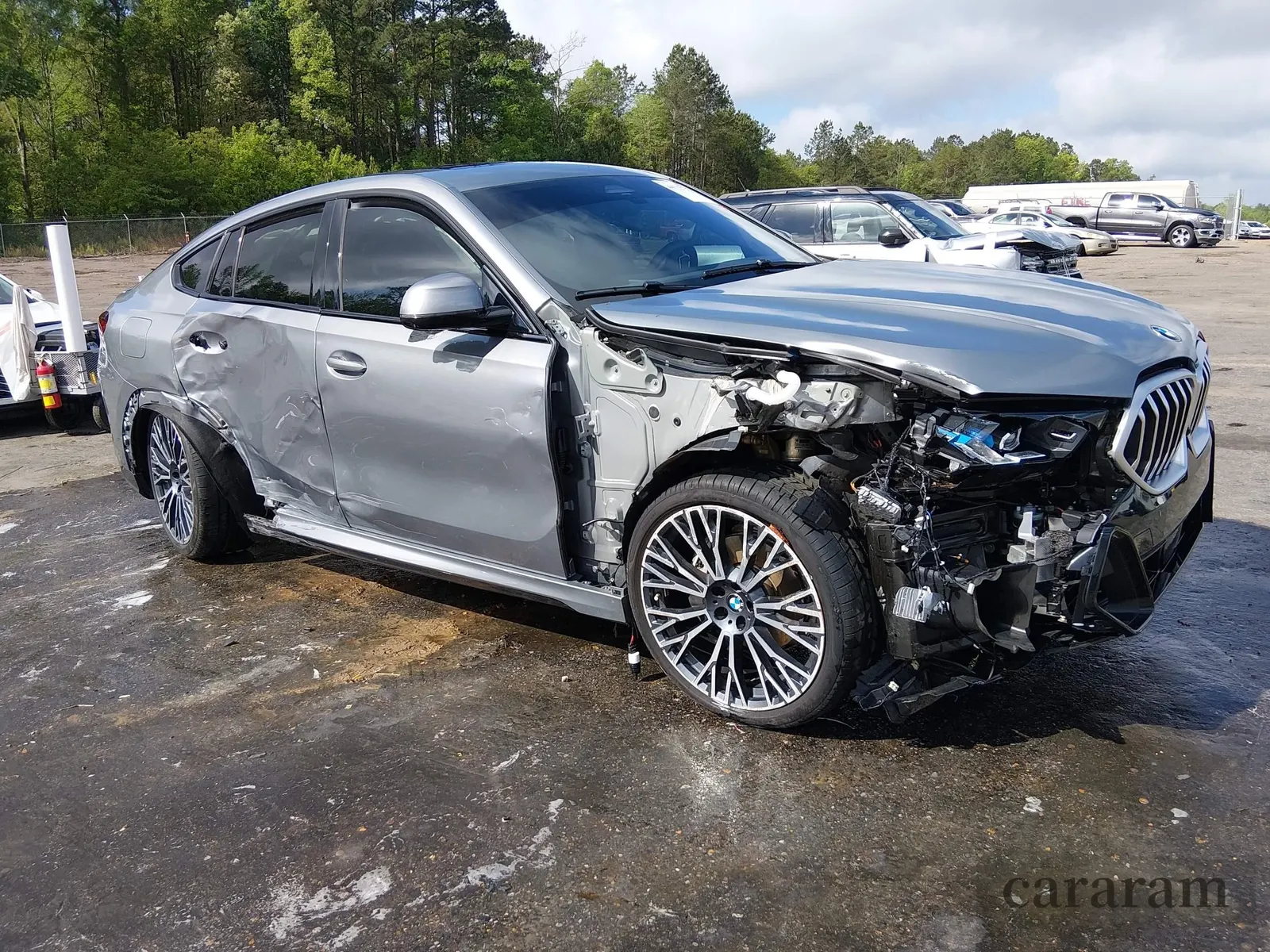 2025 BMW X6 xDrive40i